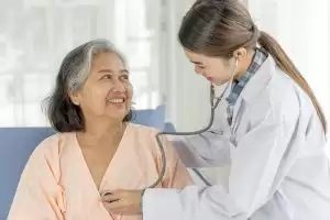 Retormada de procedimentos eletivos é essencial para a saúde do idoso
